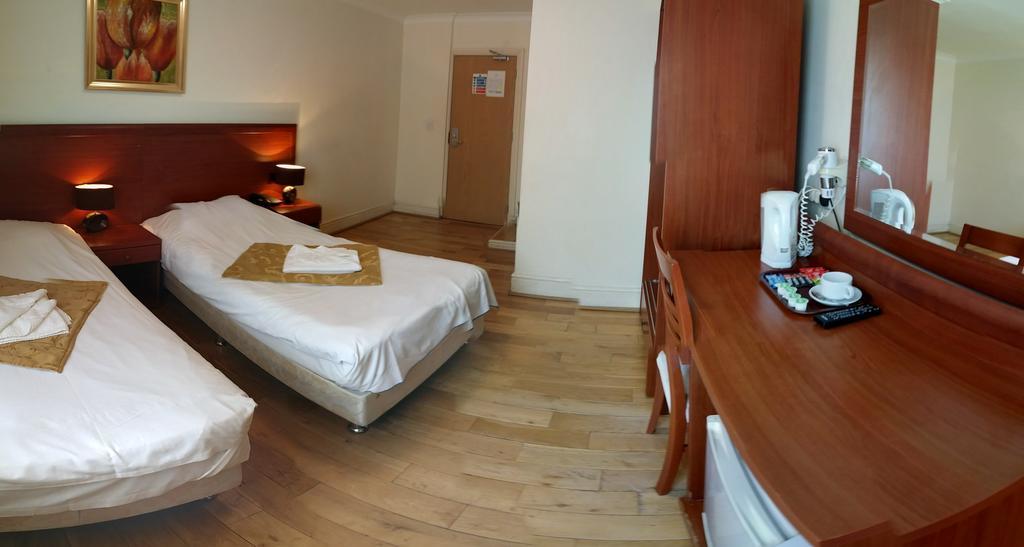 Corner House Hotel London Zimmer foto